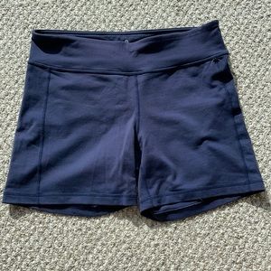 Athleta Navy Kick Booty Shorts Sz Small Stretch